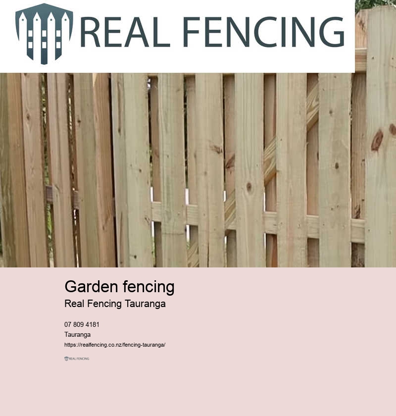 Metal fencing