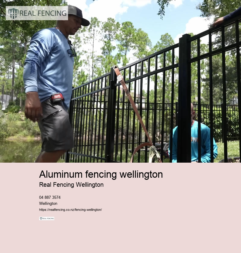 aluminum fencing wellington